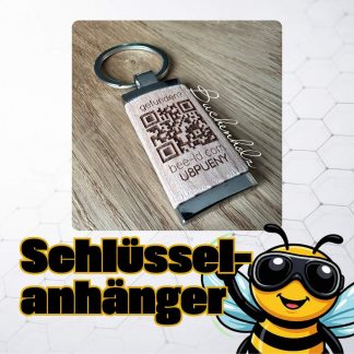 Schlüsselanhänger aus Buchenholz mit graviertem QR-Code und Fundservice Aufschrift gefunden